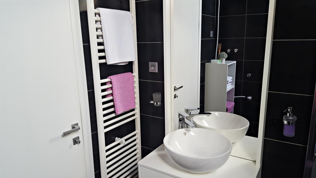 Apartment Lipa Irinovac Ngoại thất bức ảnh